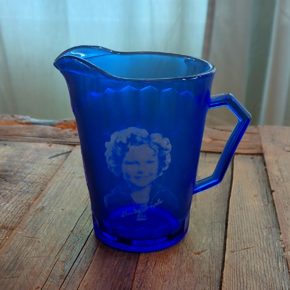 Shirley Temple Mini Pitcher‎ Heavy Glass Screen Print Blue Vintage Collectible